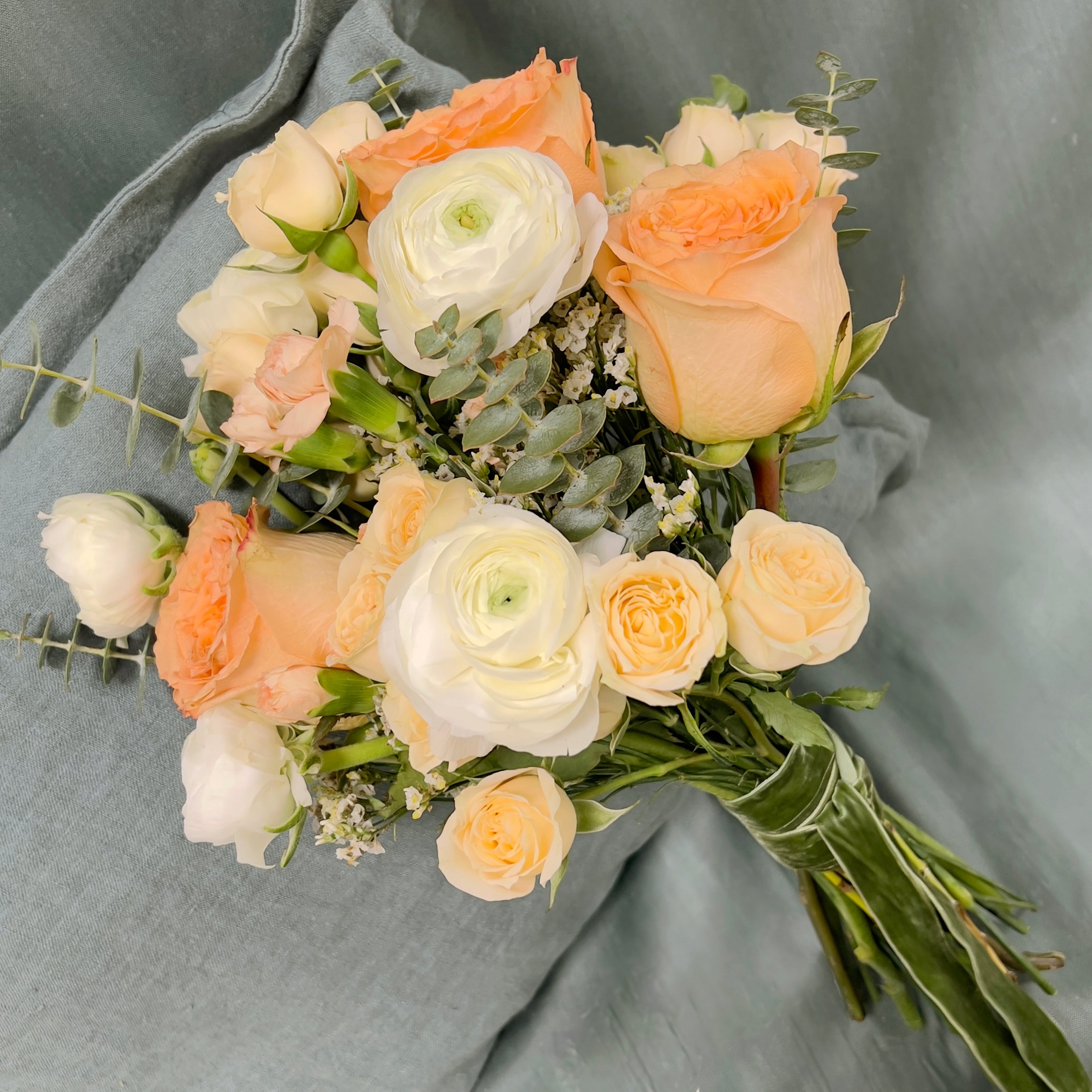 Ranúnculos & Rosas Novia