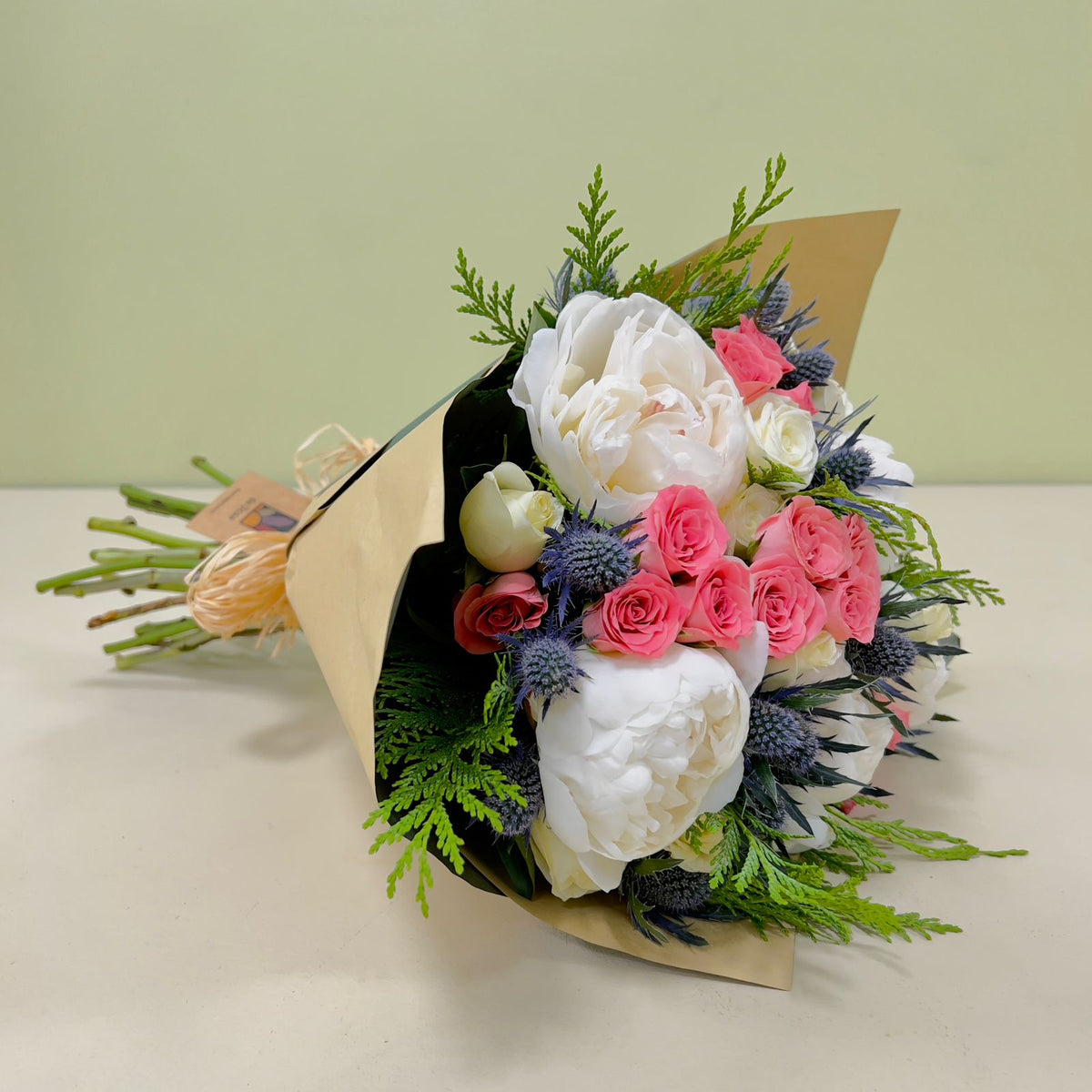 Ramo de Peonías Crema & Eryngium