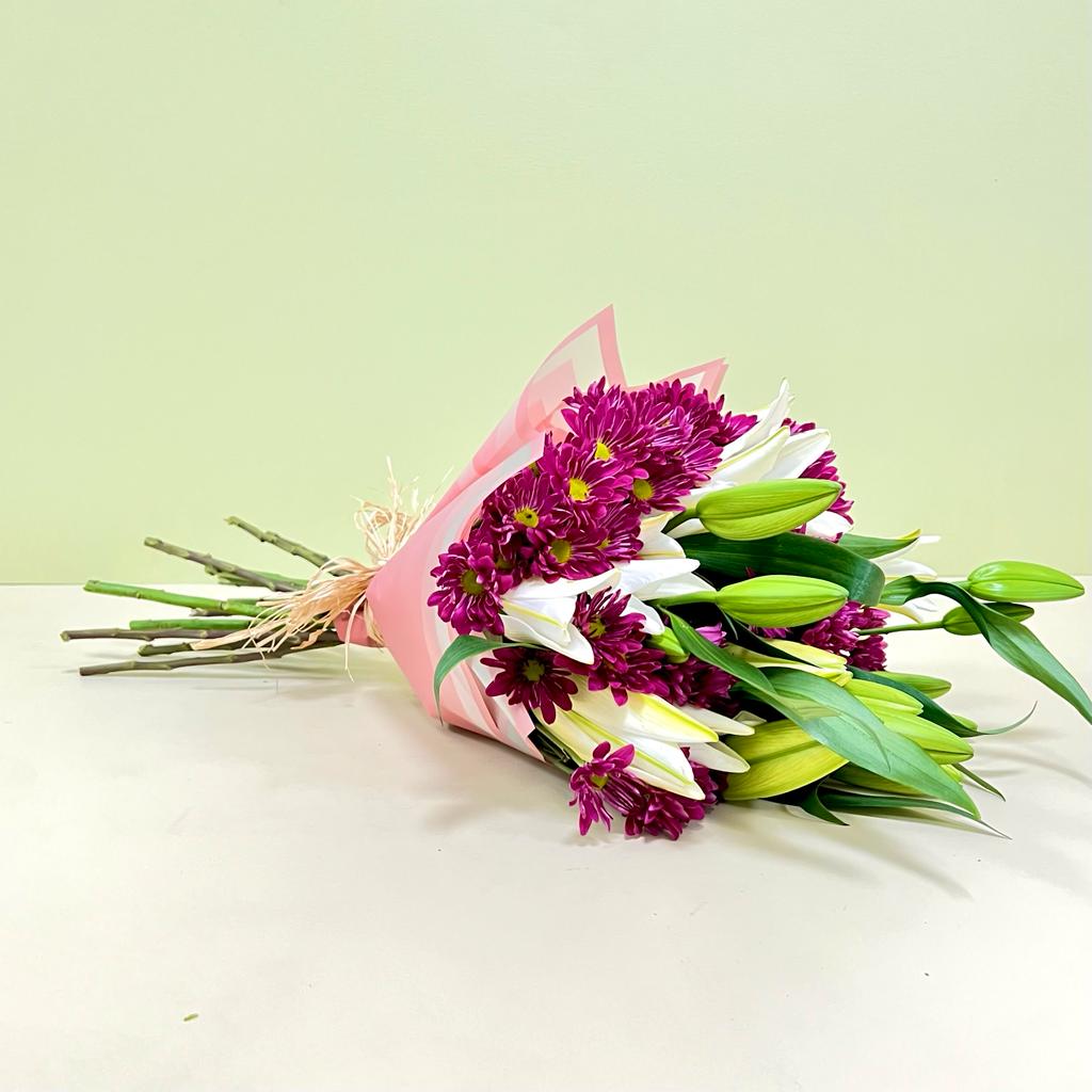 Ramo Lilium Oriental Blanco con Pompones