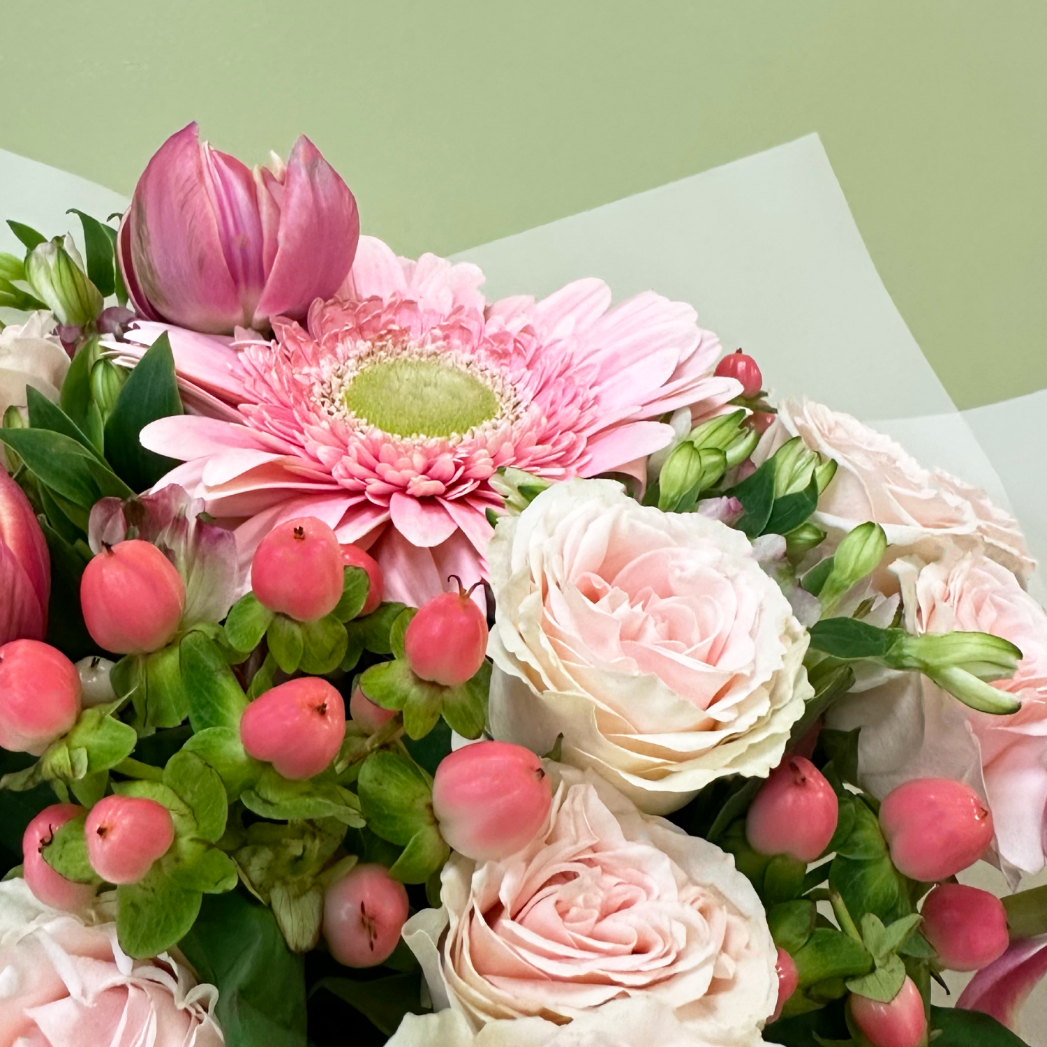Ramo Gerbera & Mini rosas+Chocolate
