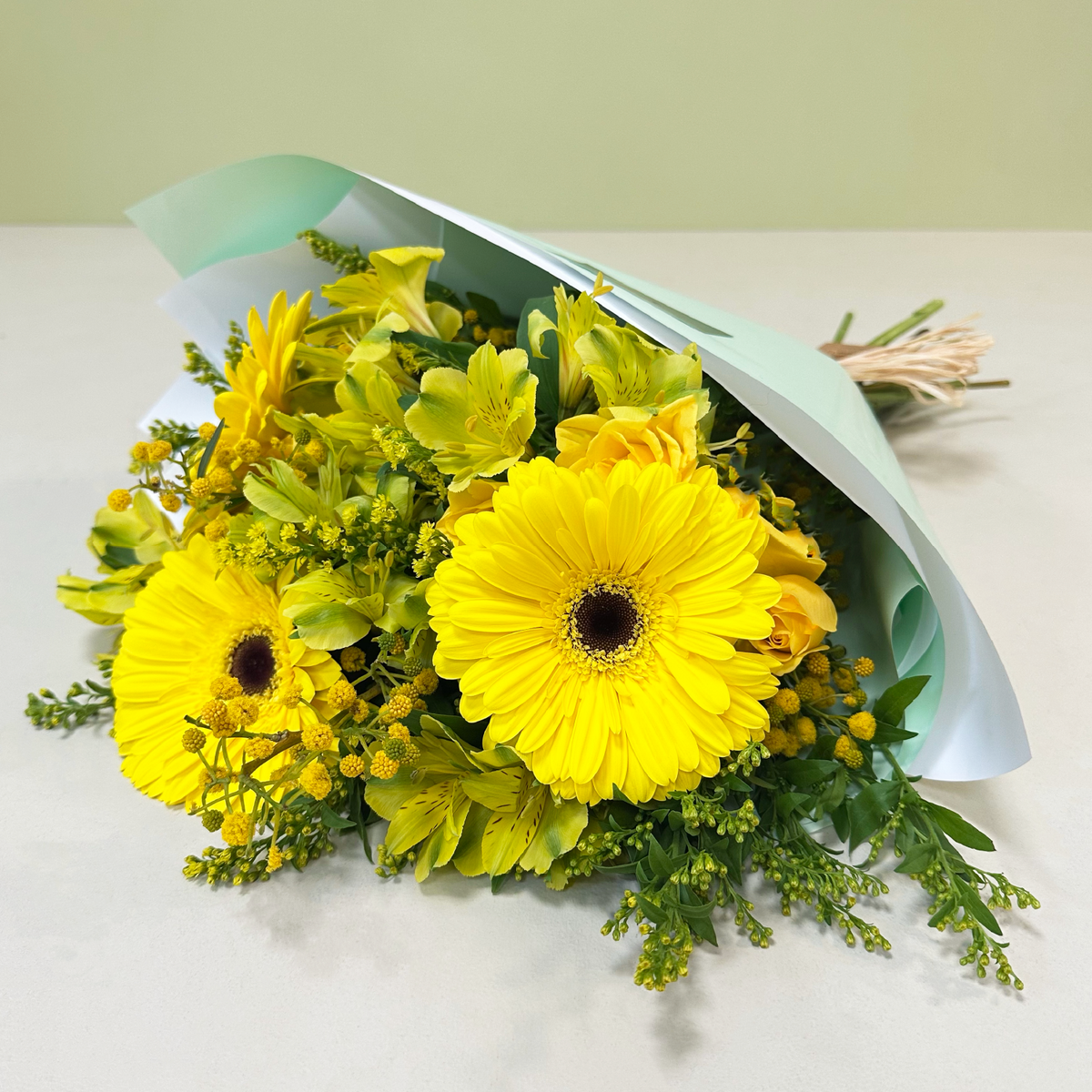 Ramo Gerberas & Mini Rosas | A12