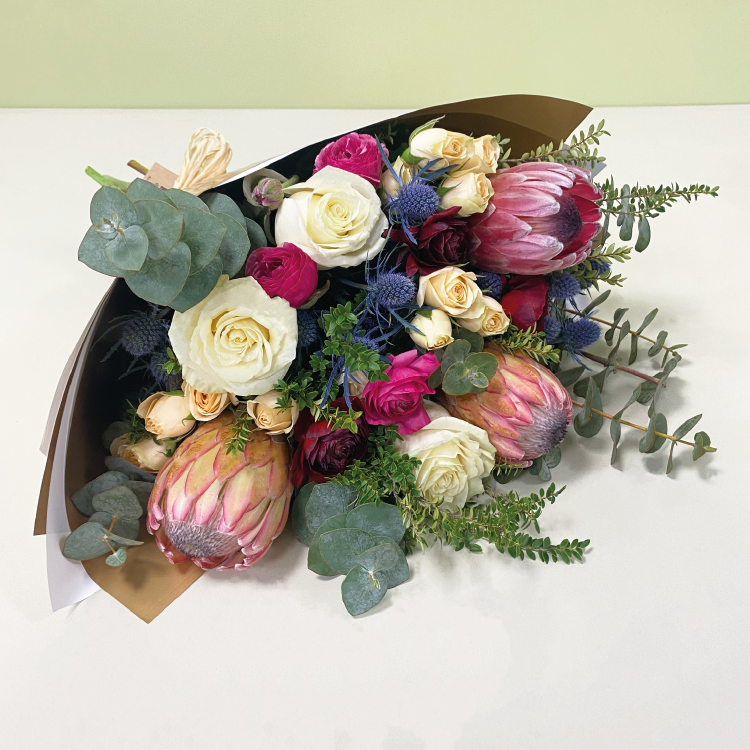 Ramo Proteas & Ranúnculos