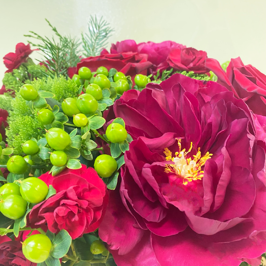 Peonías & Rosas Rojas L | Navidad